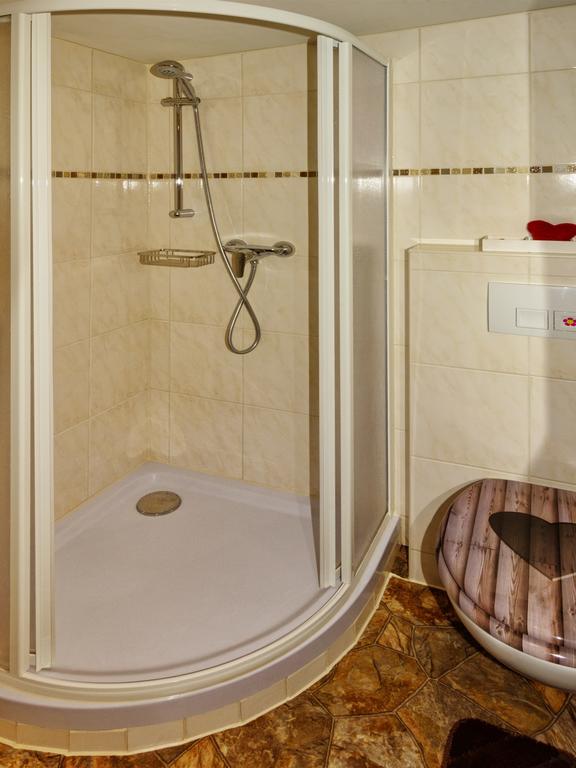 Schusterhof Villa Mittelberg Room photo