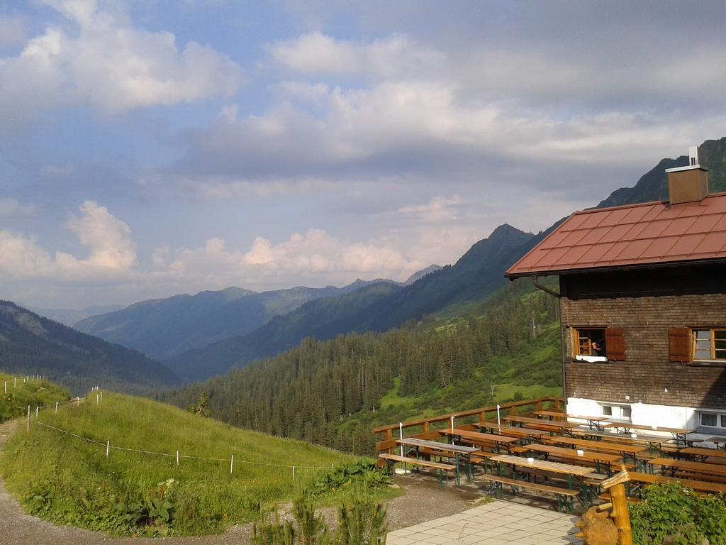 Schusterhof Villa Mittelberg Exterior photo