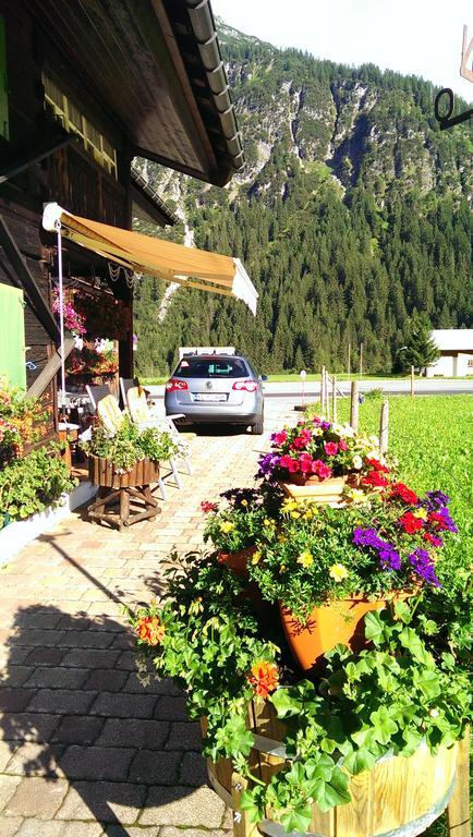 Schusterhof Villa Mittelberg Exterior photo
